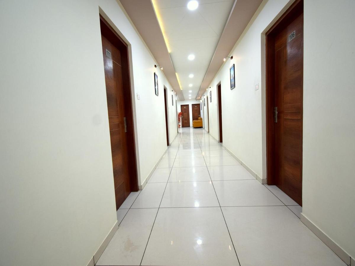 Hotel Embassy Kalol Exterior foto
